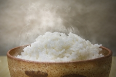 Steaming rice bowl